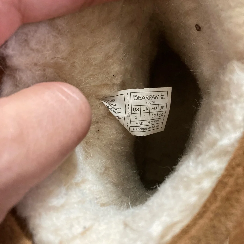 Girls Bearpaw Boots Tan Brown size 2 EUC